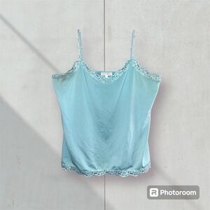 Silky Lace-Trim Cami 💙